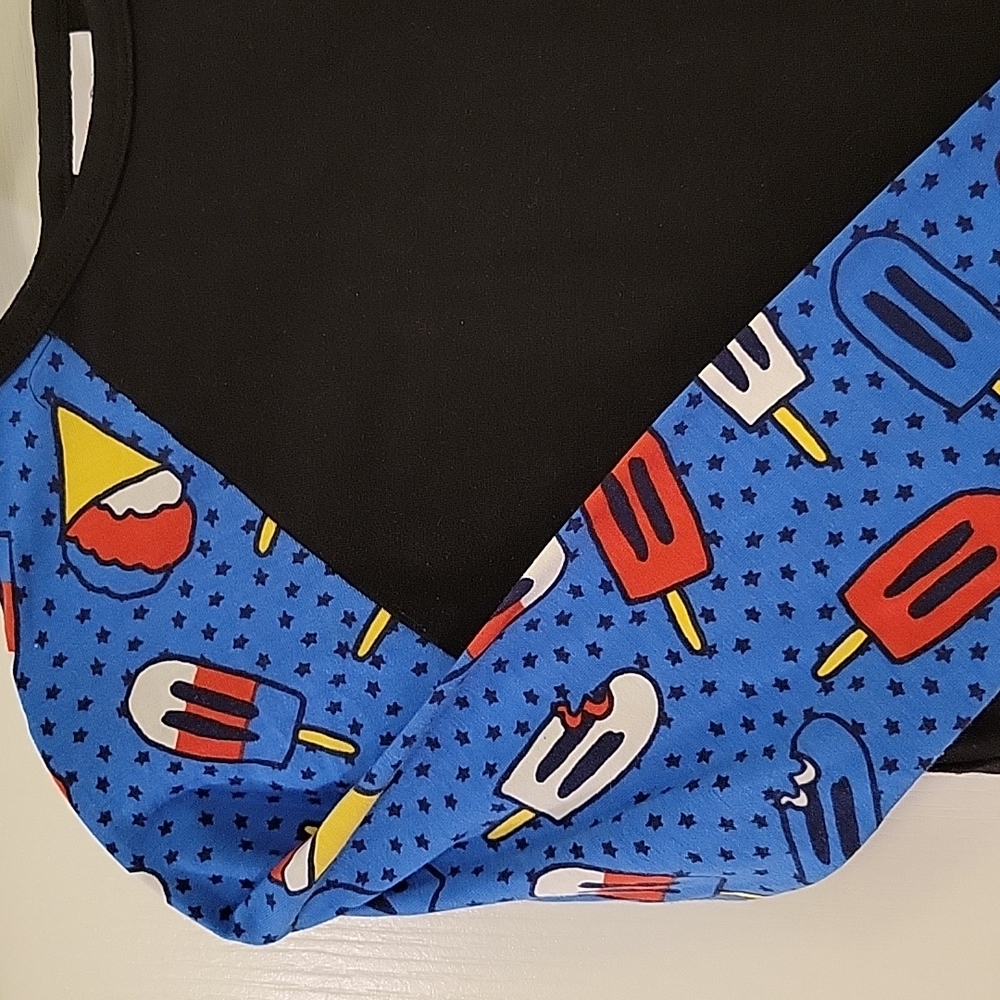 LulaRoe Randy shirt, patriotic Popsicles, 4th of July, XXS